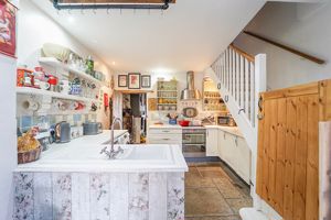Kitchen- click for photo gallery